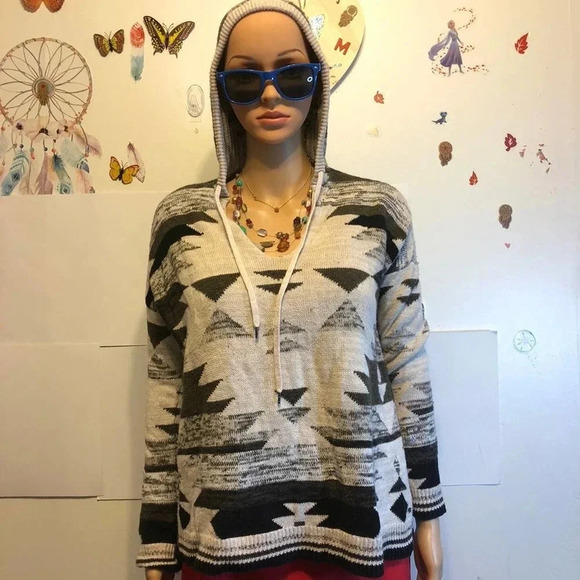 American Eagle Boho Artsy Print Y2K hoodie sweater Women size XS - Picture 1 of 4